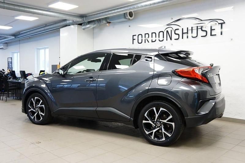 Begagnad Toyota C-HR Edition 122 HK (89 kW) 2018 Grå SUV