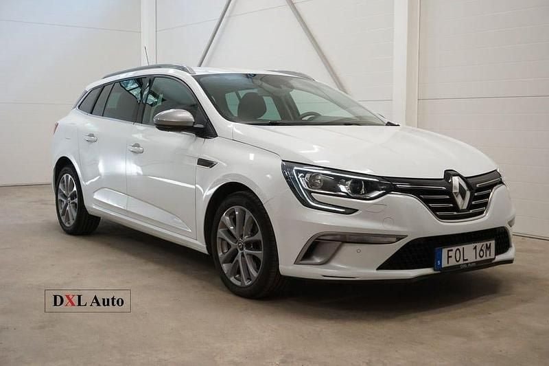 Vit Begagnad 2020 Renault Mégane GT Line GT-Line Kombi | 153 900 kr (Marknadspris) - Bild 1/4