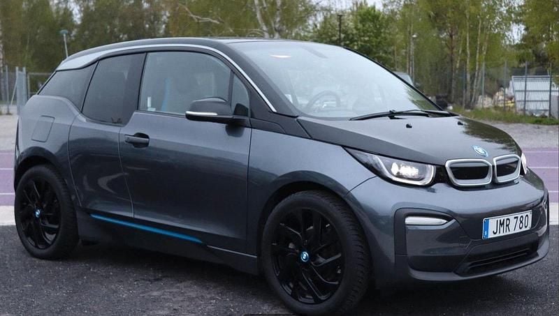 Grå Begagnad 2018 BMW i3 Comfort Edition Halvkombi | 140 000 kr (Bra pris) - Bild 1/4