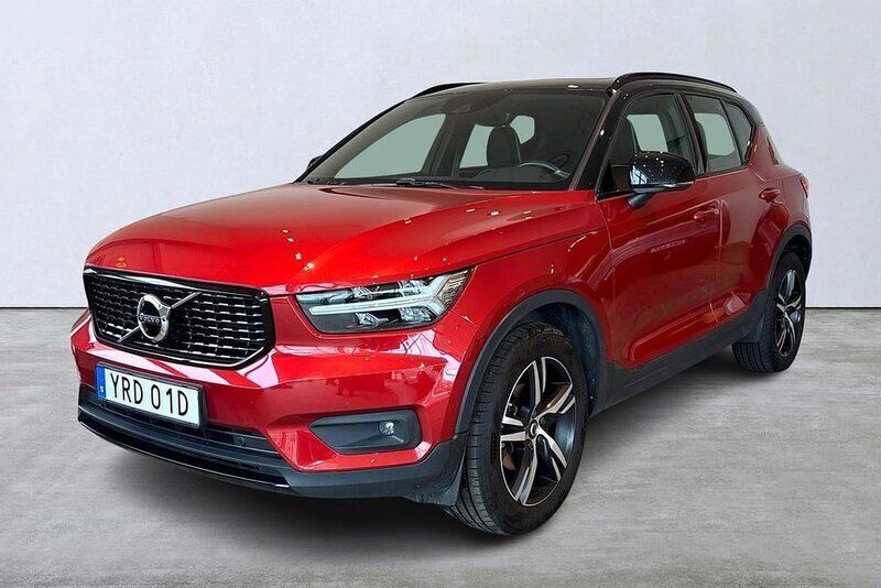 Röd Begagnad 2019 Volvo XC40 R-Design SUV | 309 900 kr (Dyr) - Bild 1/4