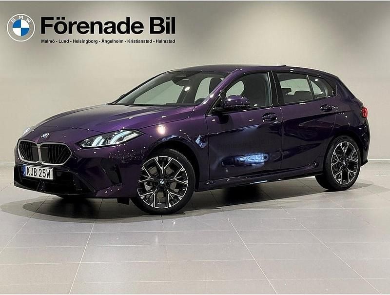 Ny BMW 120 M Sport 2026 Lila Halvkombi
