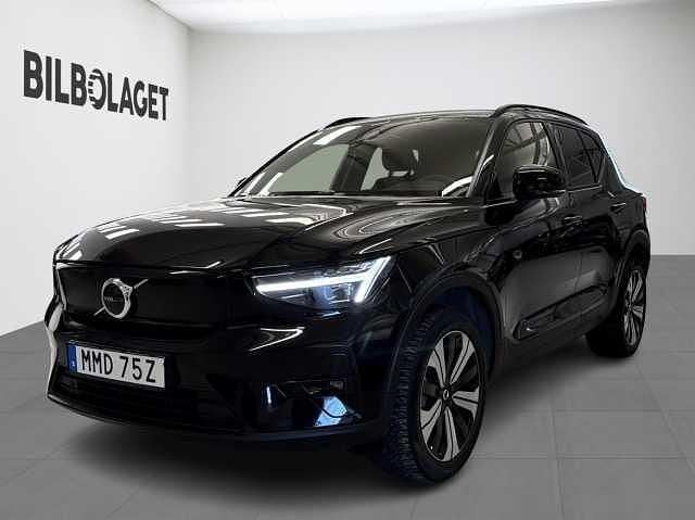 Begagnad Volvo XC40 Plus 185 kW (252 HK) 2022 Svart SUV