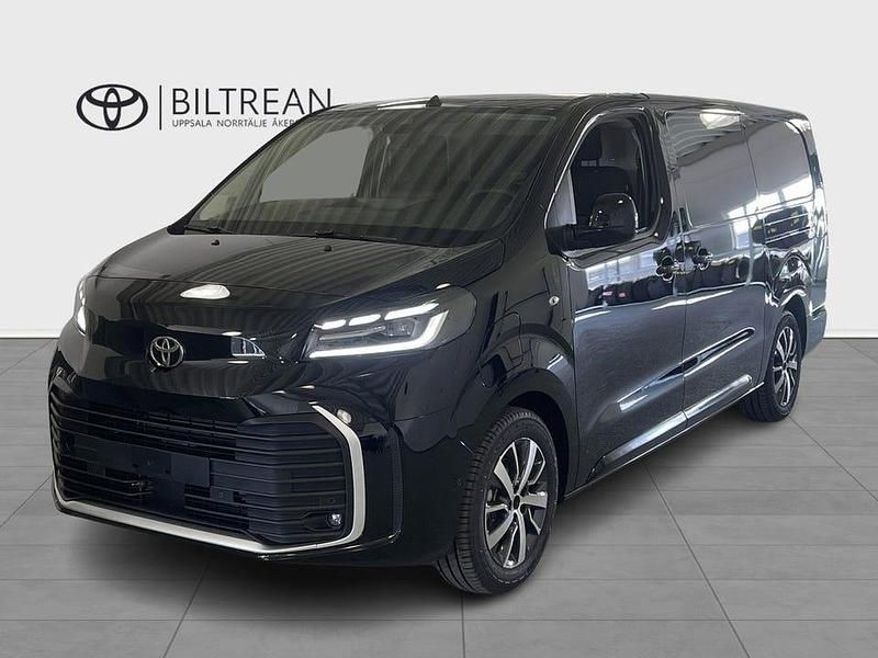 Svart Begagnad 2024 Toyota Proace Minibuss | 712 800 kr - Bild 1/4