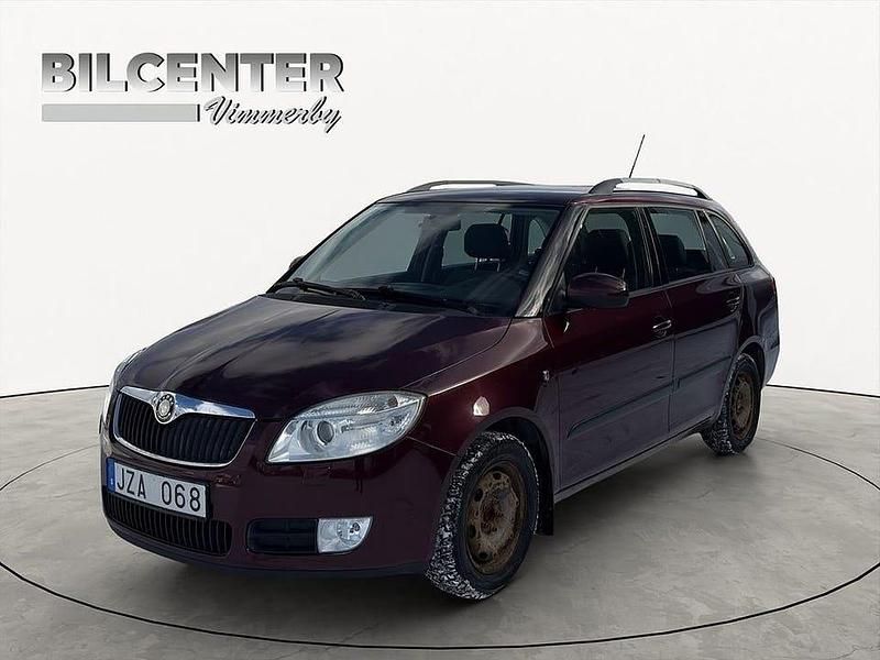 Begagnad Skoda Fabia 86 HK (63 kW) 2009 Brun Kombi