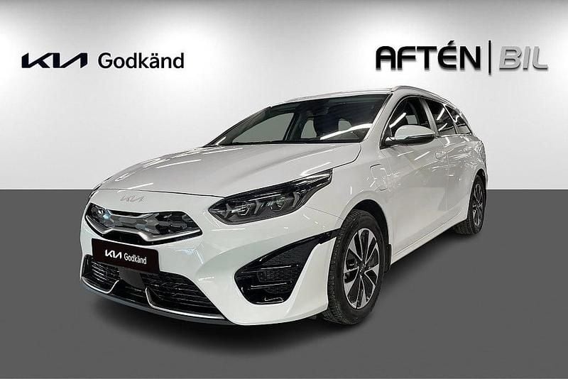 Begagnad Kia Ceed Sportswagon 2024 Vit Kombi