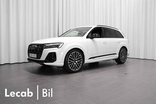 Vit (glaciärvit metallic) Begagnad 2024 Audi Q7 S-Line SUV | 989 500 kr - Bild 1/4