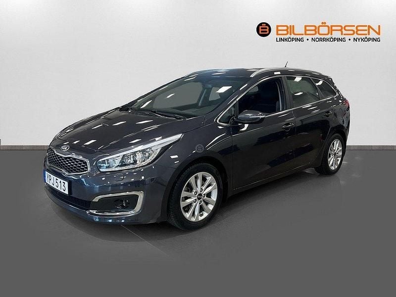 Grå Begagnad 2017 Kia Ceed Sportswagon Comfort Kombi | 159 900 kr (Marknadspris) - Bild 1/4