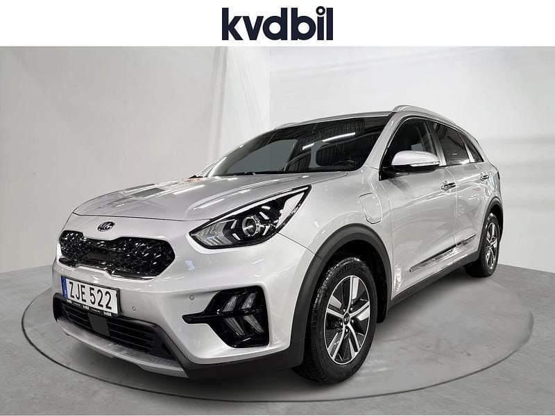Begagnad Kia Niro 2021 Grå SUV