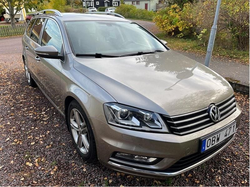 Brun Begagnad 2014 VW Passat GT Kombi | 94 000 kr (Marknadspris) - Bild 1/4