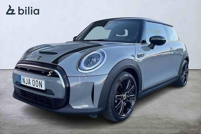 Grå Begagnad 2023 Mini Cooper SE Halvkombi | 207 900 kr - Bild 1/1