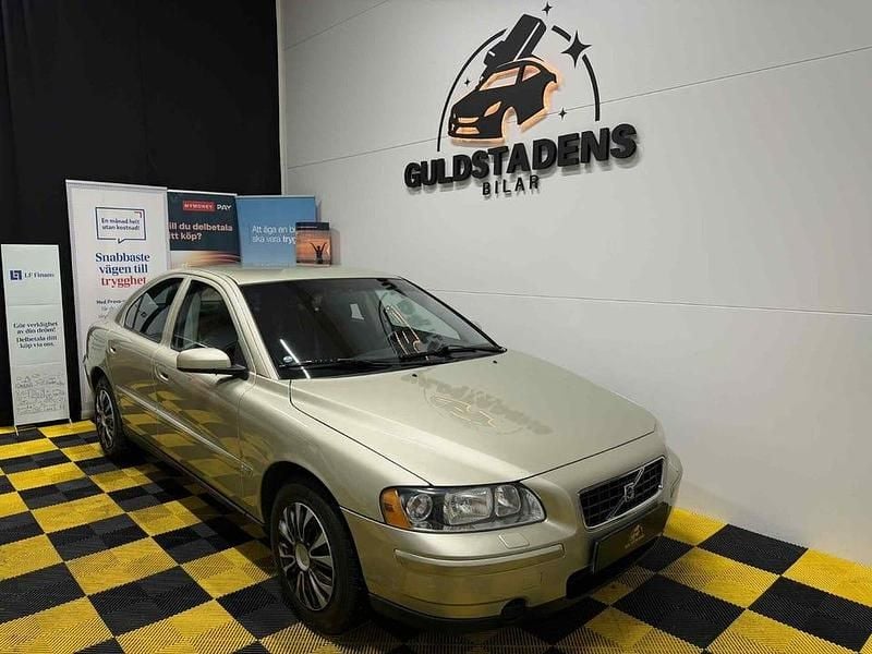 Brun Begagnad 2006 Volvo S60 Business Edition Sedan | 82 900 kr (Dyr) - Bild 1/4
