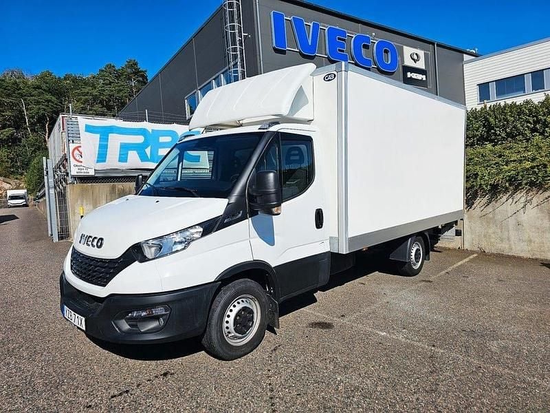 Begagnad Iveco Daily 136 HK (100 kW) 2021 Vit Van