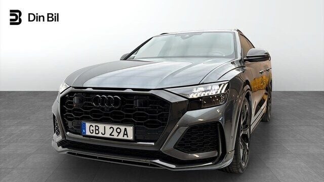Daytonagrå pärleffekt Begagnad 2023 Audi RS Q8 Advanced SUV | 1 399 000 kr (Bra pris) - Bild 1/4