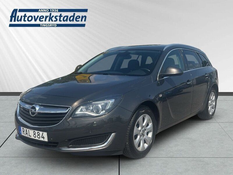 Grå Begagnad 2016 Opel Insignia Kombi | 124 000 kr - Bild 1/4