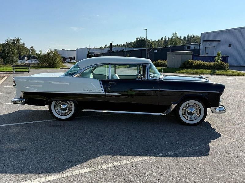 Begagnad Chevrolet Bel Air Sport 165 HK (121 kW) 1955 Flerfärgad Sportkupé