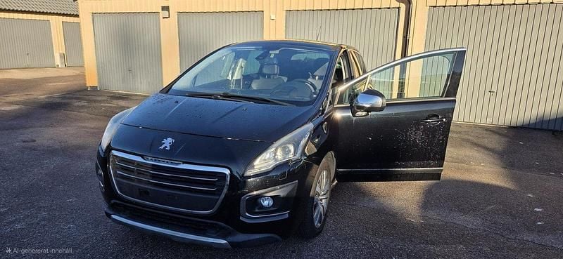 Svart Begagnad 2015 Peugeot 3008 Kombi | 75 000 kr (Marknadspris) - Bild 1/4