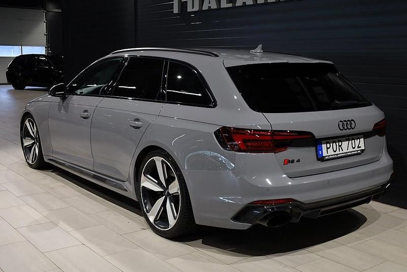 Begagnad Audi RS4 450 HK (330 kW) 2017 Grå Kombi