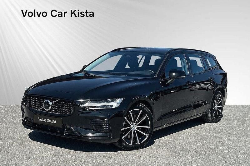 Svart Begagnad 2024 Volvo V60 Plus Kombi | 474 900 kr (Marknadspris) - Bild 1/3