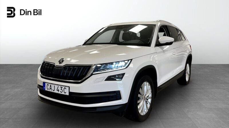 Vit Begagnad 2019 Skoda Kodiaq Style SUV | 309 900 kr (Marknadspris) - Bild 1/4