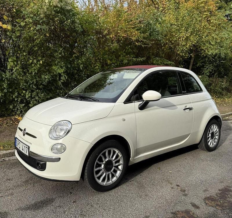 Vit Begagnad 2013 Fiat 500C Lounge Cab | 68 000 kr (Marknadspris) - Bild 1/4