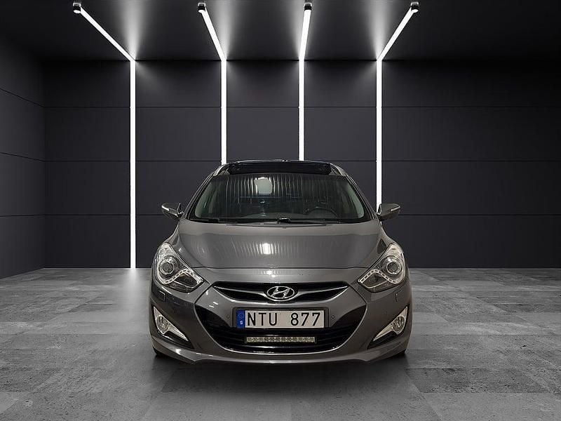 Begagnad Hyundai i40 177 HK (130 kW) 2011 Silver Kombi