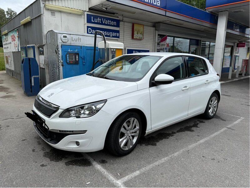 Begagnad 2016 Peugeot 308 Halvkombi | 73 995 kr - Bild 1/4