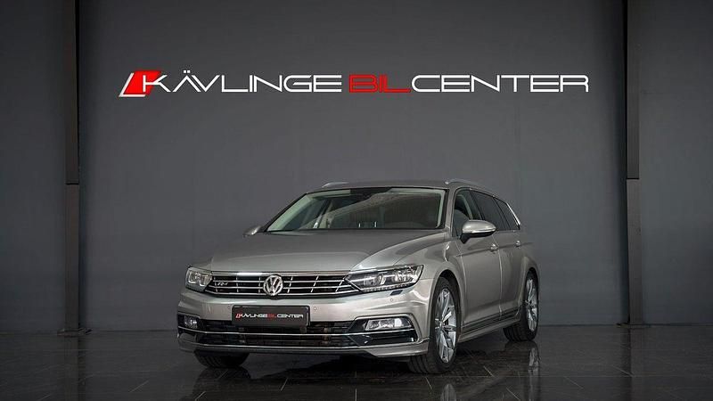 Silver Begagnad 2016 VW Passat GT Kombi | 149 900 kr (Marknadspris) - Bild 1/4