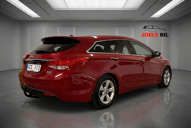 Begagnad Hyundai i40 136 HK (100 kW) 2012 Röd Kombi