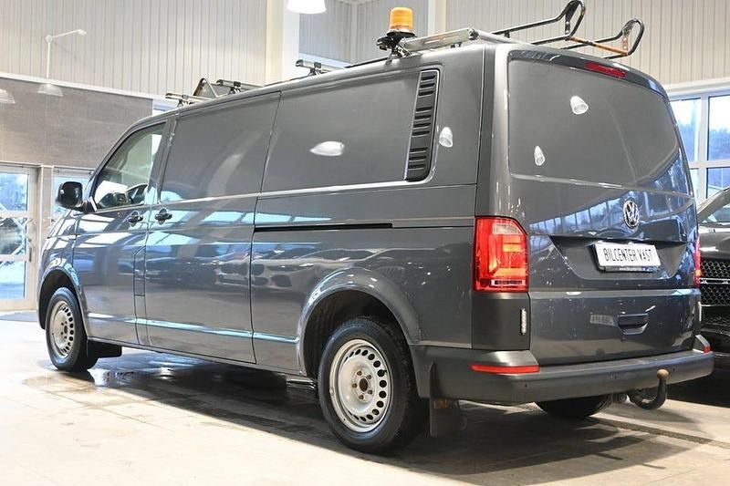Begagnad VW T6.1 Comfortline 150 HK (110 kW) 2019 Grå metallic Van