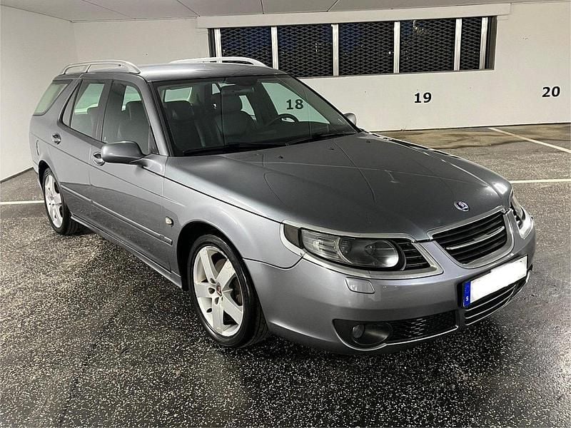 Brun Begagnad 2008 Saab 9-5 Griffin Kombi | 28 000 kr (Marknadspris) - Bild 1/4