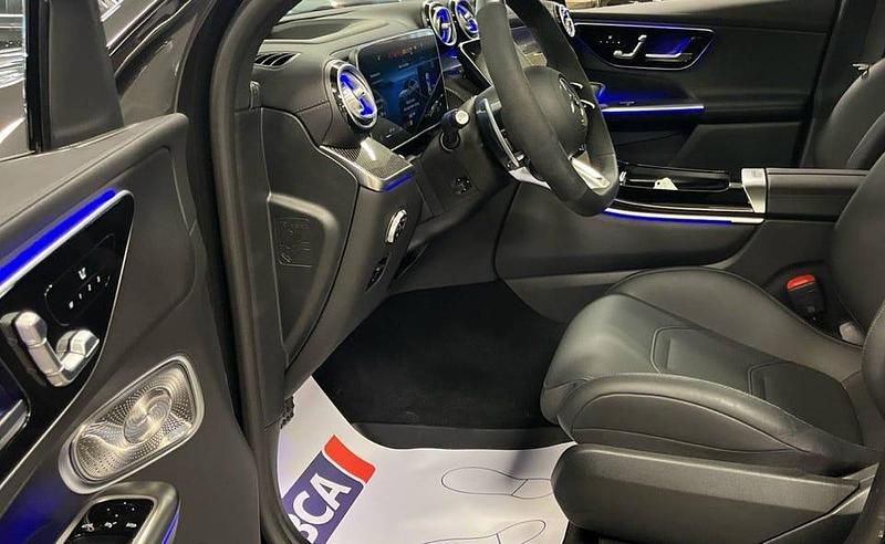 Begagnad Mercedes GLC63 AMG Premium Plus 680 HK (500 kW) 2024 Grafitgrå metallic Sportkupé