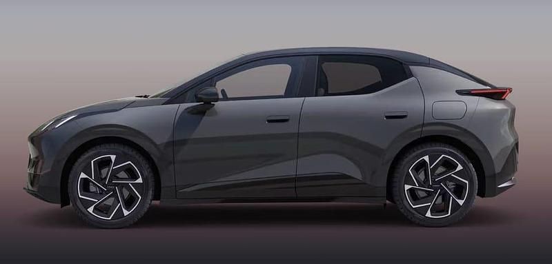 Ny Lynk & Co 02 202 kW (275 HK) 2025 Grå SUV