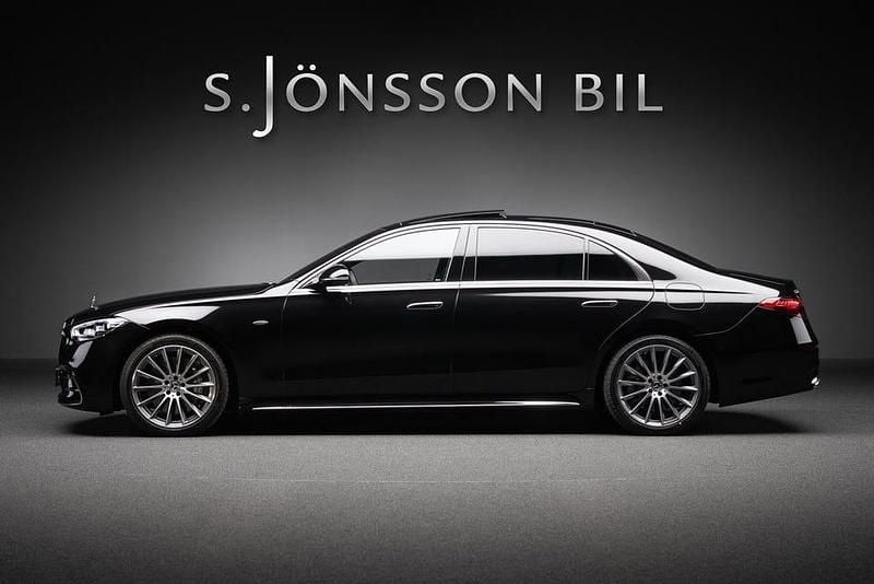 Begagnad Mercedes S580 AMG 510 HK (375 kW) 2025 Obsidiansvart metallic Sedan