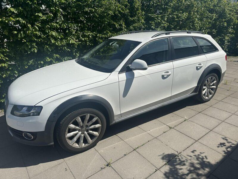 Vit Begagnad 2011 Audi A4 Allroad Kombi | 63 000 kr (Superpris) - Bild 1/4