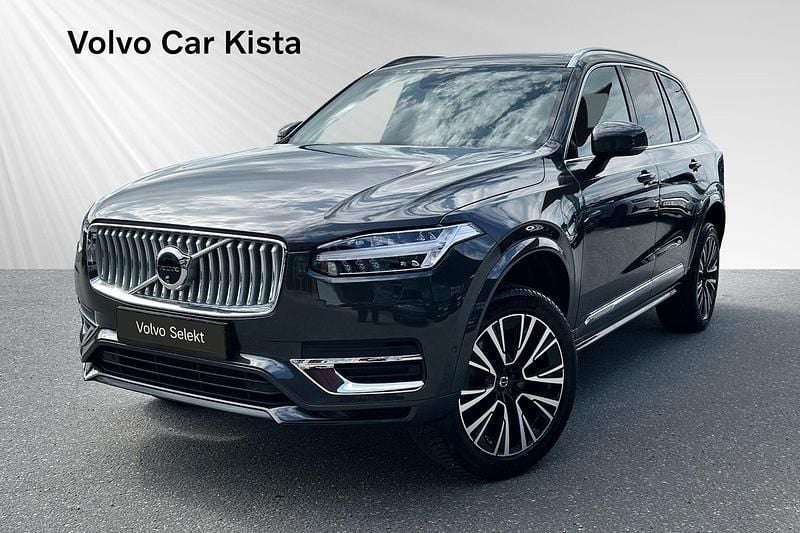 Grå Begagnad 2023 Volvo XC90 Ultimate SUV | 739 900 kr (Marknadspris) - Bild 1/3