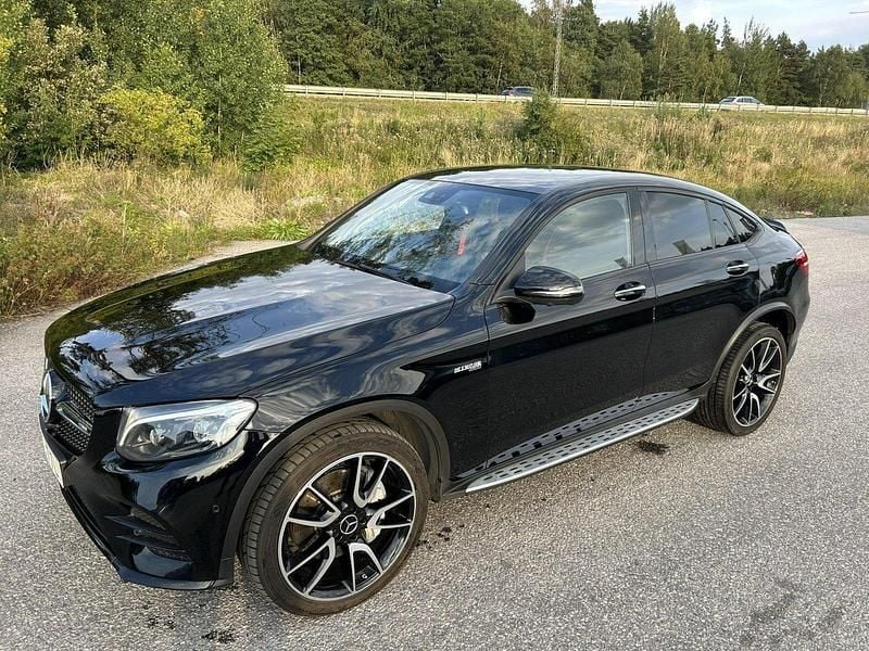 Svart Begagnad 2019 Mercedes GLC43 AMG AMG line Sportkupé | 485 000 kr - Bild 1/4