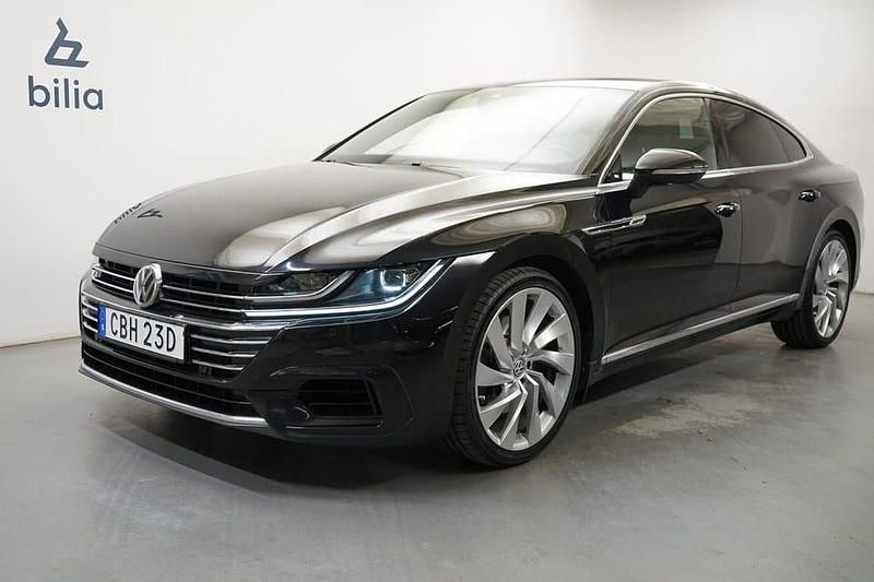 Svart Begagnad 2020 VW Arteon Sedan | 309 900 kr (Bra pris) - Bild 1/4