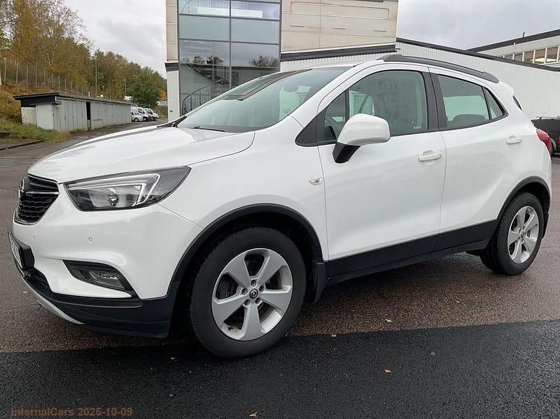 Vit Begagnad 2018 Opel Mokka X Enjoy SUV | 68 800 kr (Lite dyr) - Bild 1/4