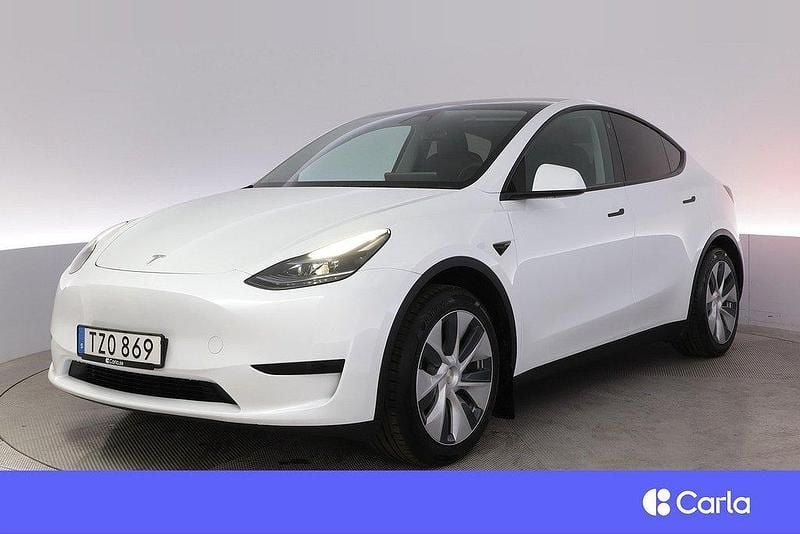 Vit Begagnad 2022 Tesla Model Y Standard Range SUV | 394 900 kr - Bild 1/4