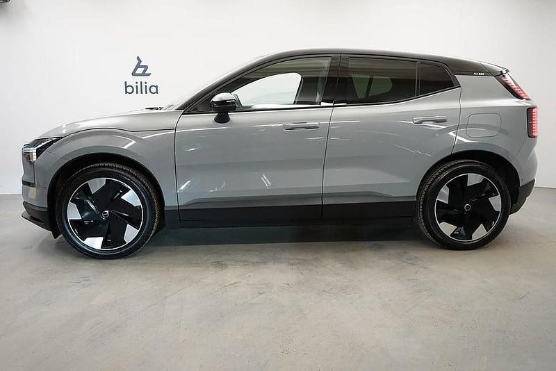 Begagnad Volvo EX30 Single Motor Extended Range 202 kW (275 HK) 2023 Grå SUV