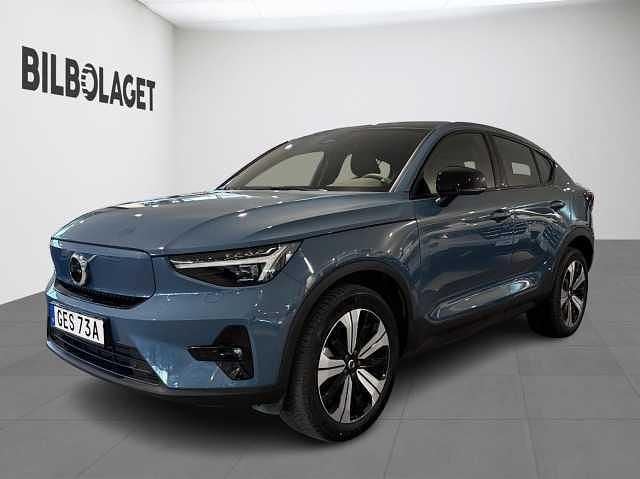 Blå Begagnad 2022 Volvo C40 Plus SUV | 349 500 kr (Marknadspris) - Bild 1/4