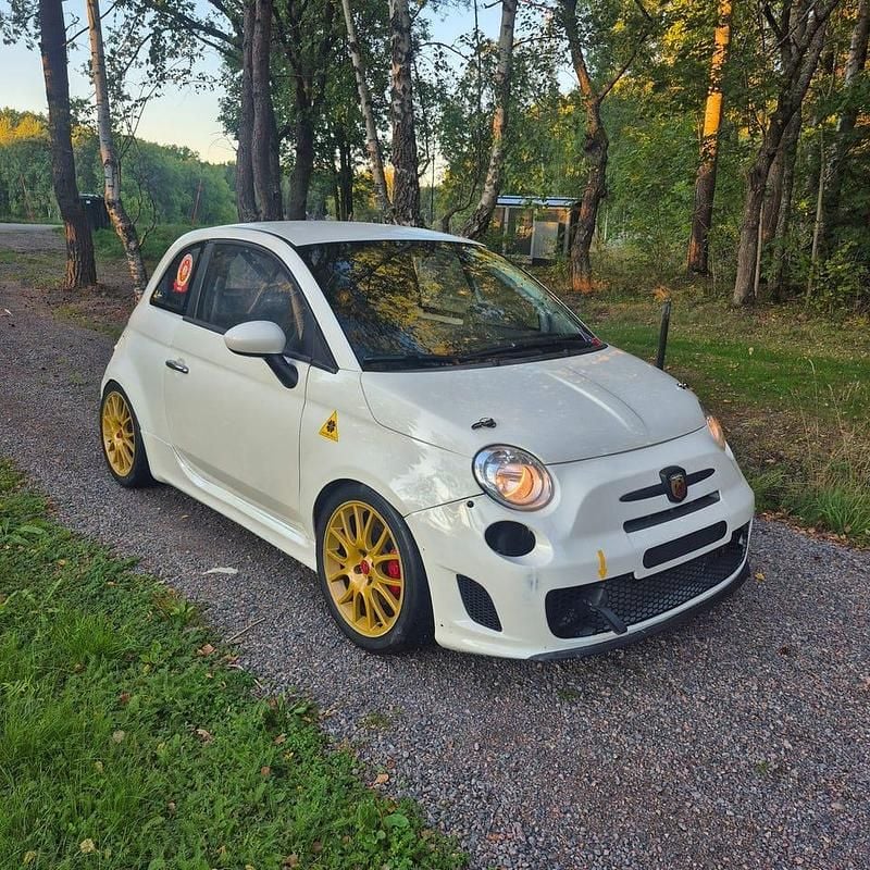 Begagnad Abarth 595 210 HK (154 kW) 2016