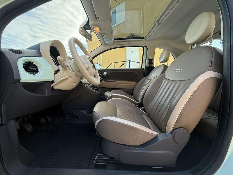 Begagnad Fiat 500 Lounge 69 HK (50 kW) 2015 Grön