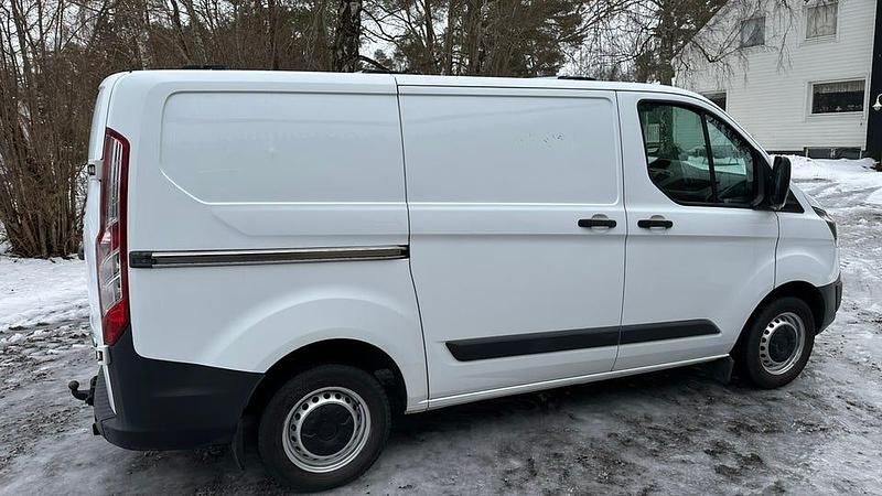 Begagnad Ford Transit Custom 105 HK (77 kW) 2017 Minibuss