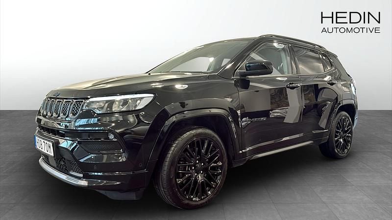 Svart Begagnad 2022 Jeep Compass SUV | 259 900 kr (Marknadspris) - Bild 1/4