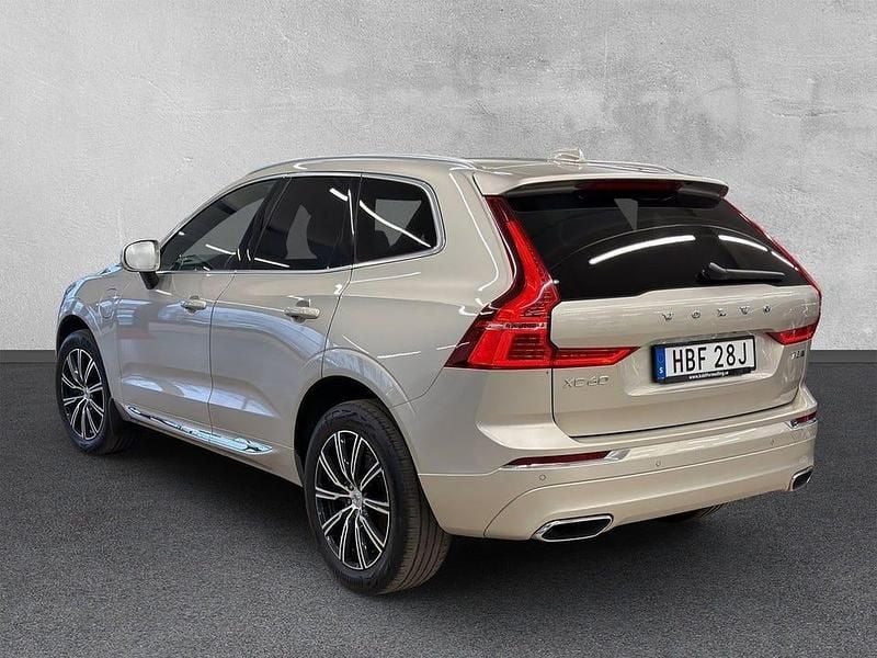 Begagnad Volvo XC60 Inscription 392 HK (288 kW) 2020 Brun SUV