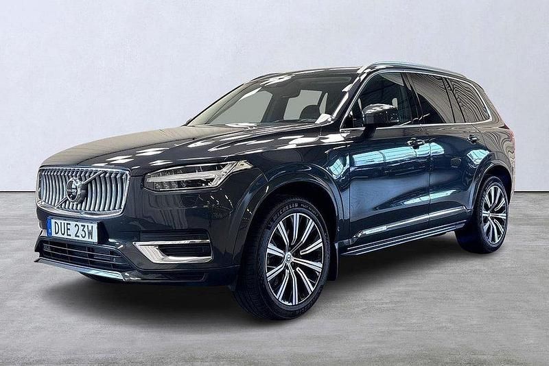 Grå Begagnad 2020 Volvo XC90 Inscription SUV | 545 000 kr (Marknadspris) - Bild 1/4