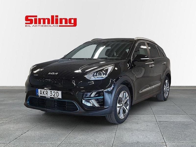 Svart Begagnad 2021 Kia e-Niro Advance SUV | 269 900 kr (Marknadspris) - Bild 1/4