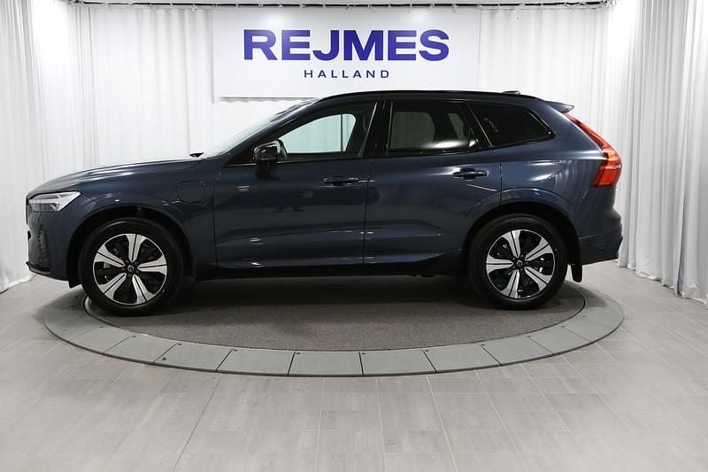 Begagnad Volvo XC60 Plus 349 HK (256 kW) 2025 Mörkblå SUV
