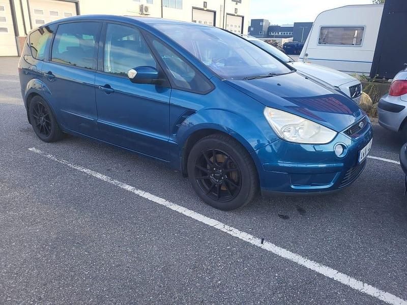 Begagnad 2007 Ford S-MAX S Minibuss | 20 000 kr (Marknadspris) - Bild 1/4
